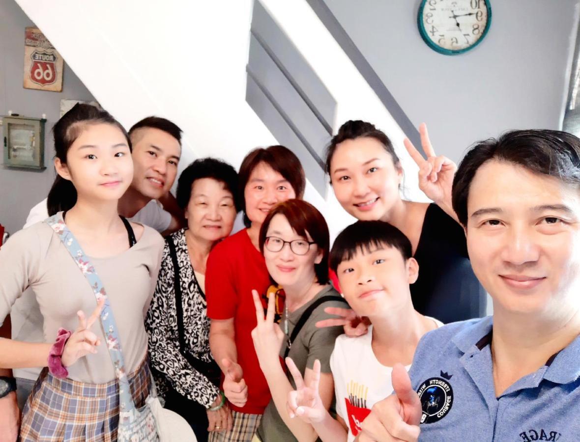 台南芳霖老屋公寓 外观 照片